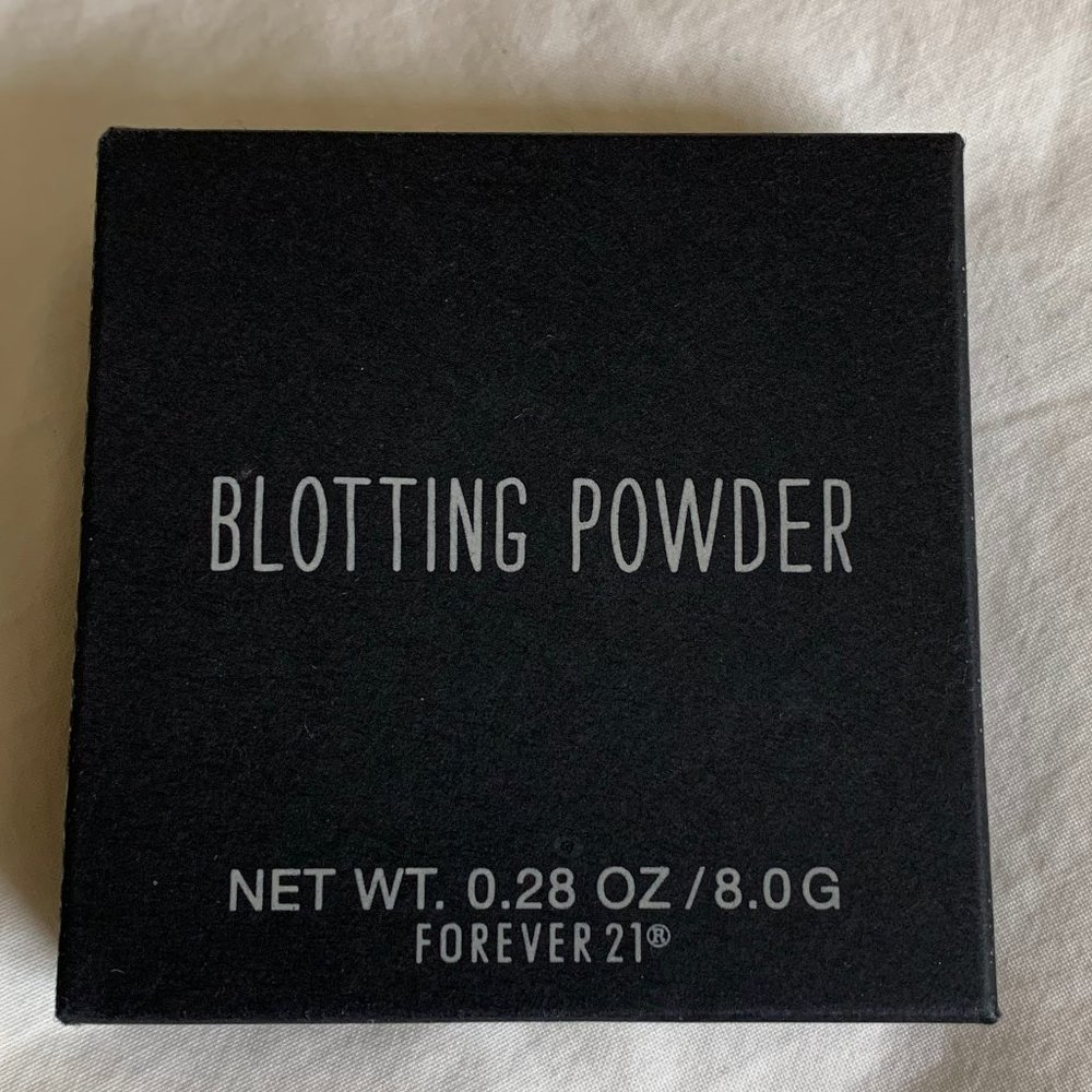 ✨3/$15✨ Forever 21 - Blotting Powder